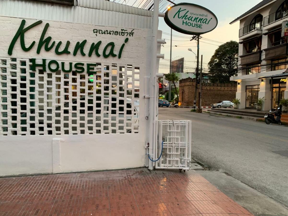 Khunnai House Chiang Mai Hotel Bagian luar foto